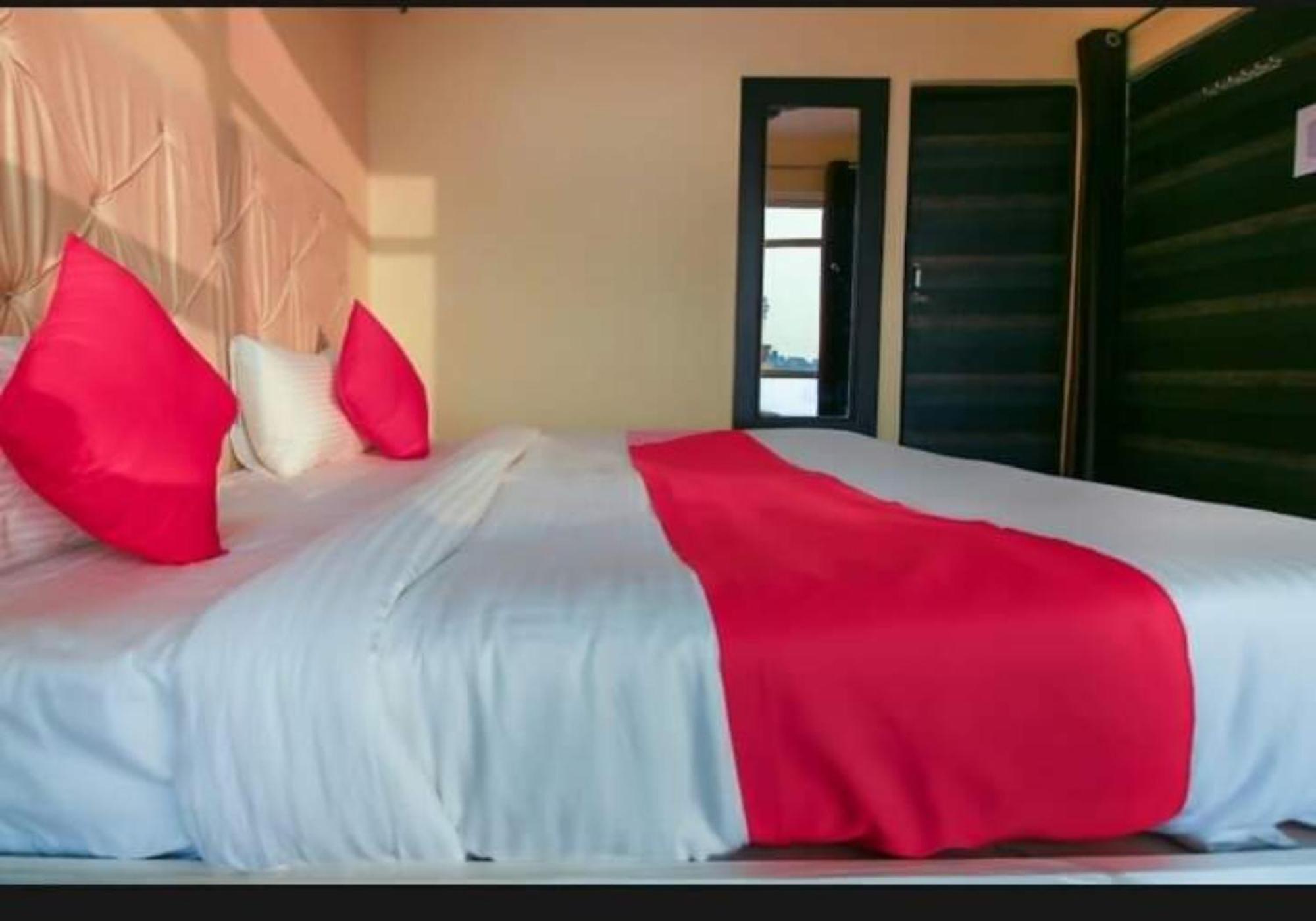 Oyo Green Villa ميروت المظهر الخارجي الصورة